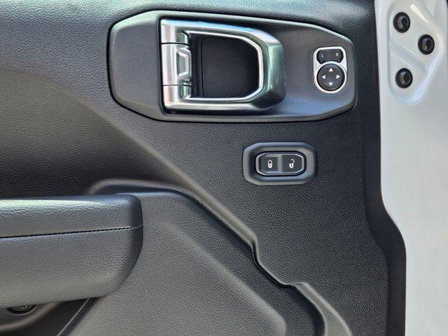 new 2025 Jeep Wrangler car, priced at $49,381