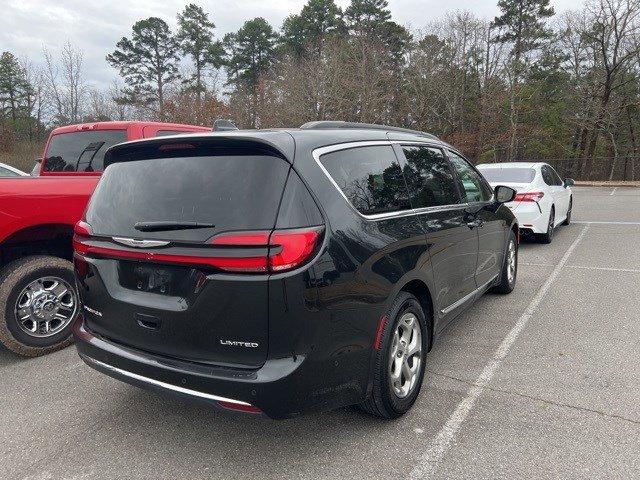 used 2022 Chrysler Pacifica car, priced at $26,995