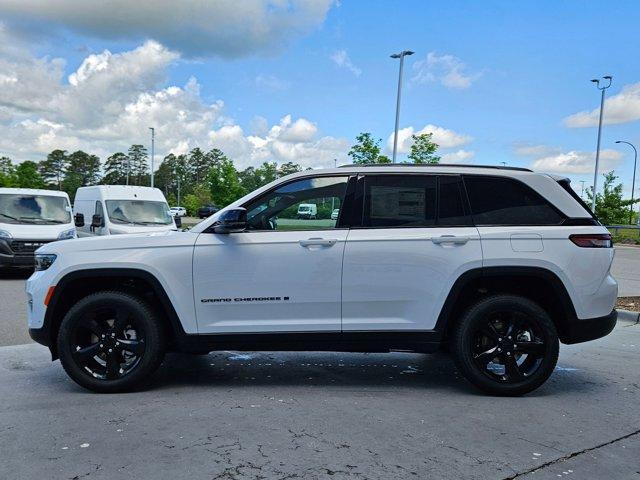 new 2025 Jeep Grand Cherokee car, priced at $50,832