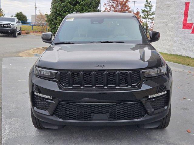 new 2025 Jeep Grand Cherokee car, priced at $45,193