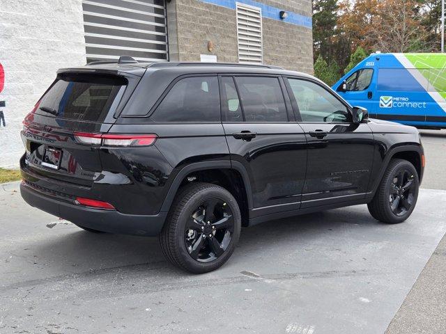 new 2025 Jeep Grand Cherokee car, priced at $45,193
