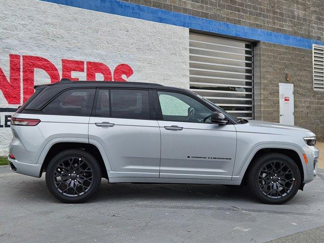 new 2025 Jeep Grand Cherokee car, priced at $64,957