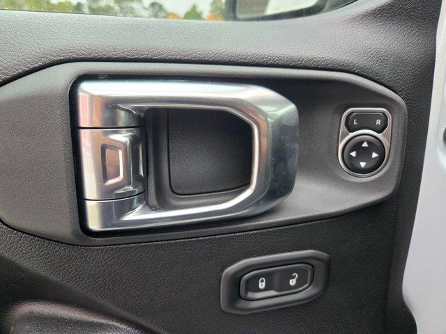 new 2025 Jeep Gladiator car, priced at $48,749