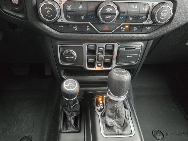 new 2025 Jeep Gladiator car, priced at $48,749