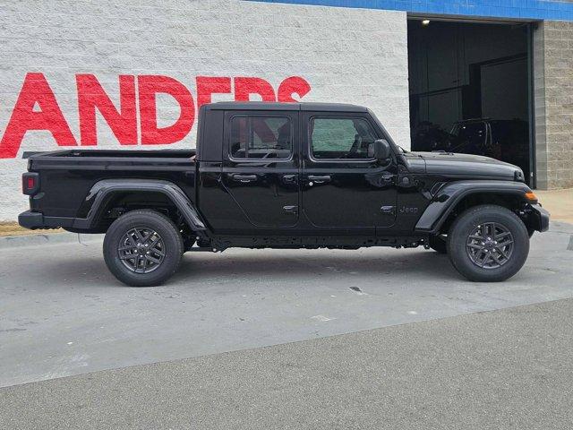 new 2024 Jeep Gladiator car, priced at $42,271