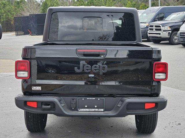 new 2024 Jeep Gladiator car, priced at $41,400