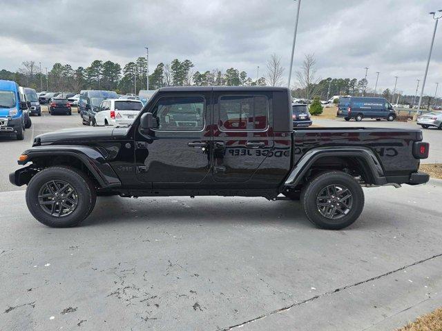 new 2024 Jeep Gladiator car, priced at $42,271