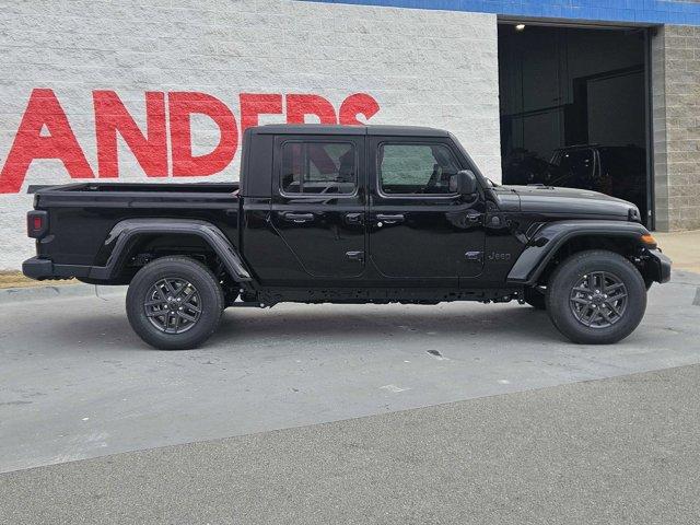 new 2024 Jeep Gladiator car, priced at $41,400