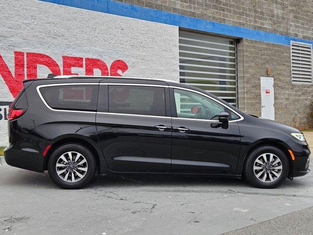 used 2021 Chrysler Pacifica car, priced at $24,250