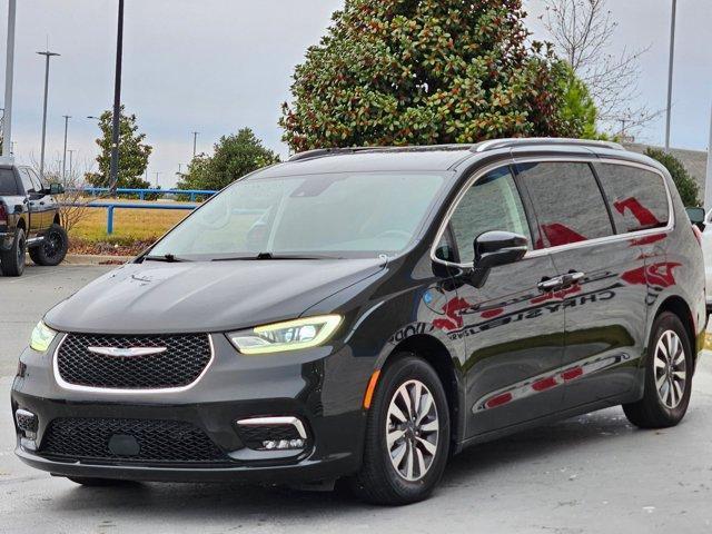 used 2021 Chrysler Pacifica car, priced at $24,250