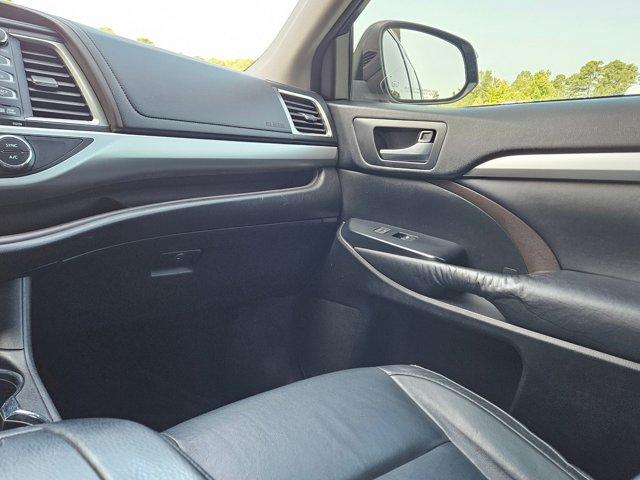 used 2016 Toyota Highlander car, priced at $14,995
