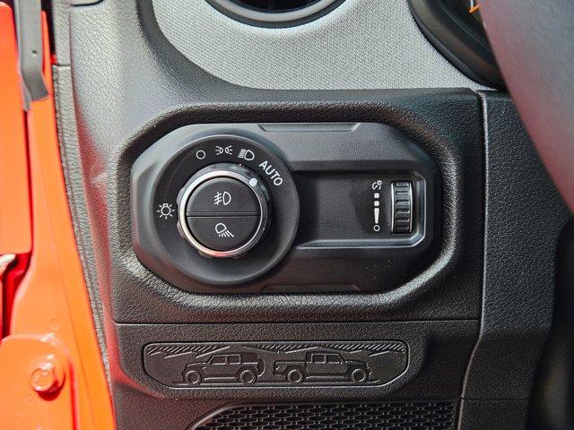 new 2025 Jeep Gladiator car, priced at $42,477