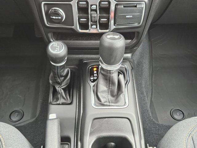 new 2025 Jeep Wrangler car, priced at $48,281