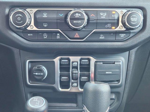 new 2025 Jeep Gladiator car, priced at $43,503