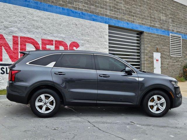 used 2021 Kia Sorento car, priced at $17,495