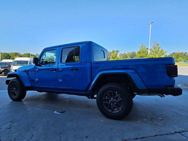 new 2025 Jeep Gladiator car, priced at $49,531
