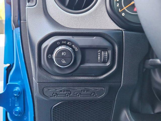 new 2025 Jeep Gladiator car, priced at $49,531