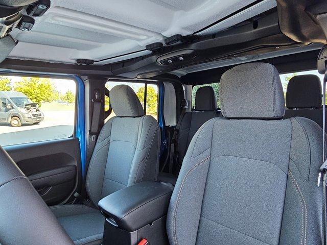 new 2025 Jeep Gladiator car, priced at $49,531