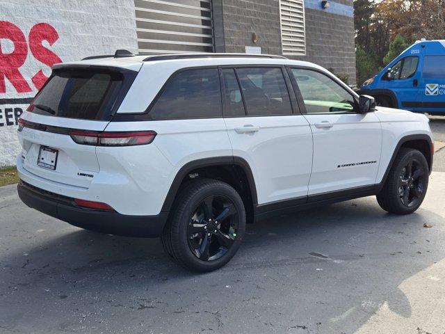 new 2025 Jeep Grand Cherokee car, priced at $44,657