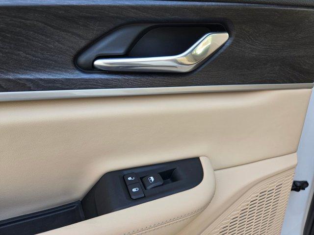 new 2025 Jeep Grand Cherokee car, priced at $44,657