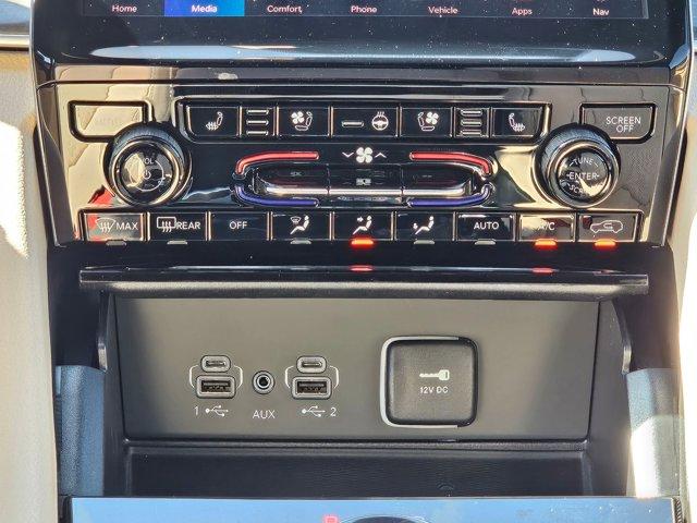 new 2025 Jeep Grand Cherokee car, priced at $50,320