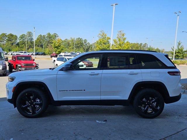 new 2025 Jeep Grand Cherokee car, priced at $50,320