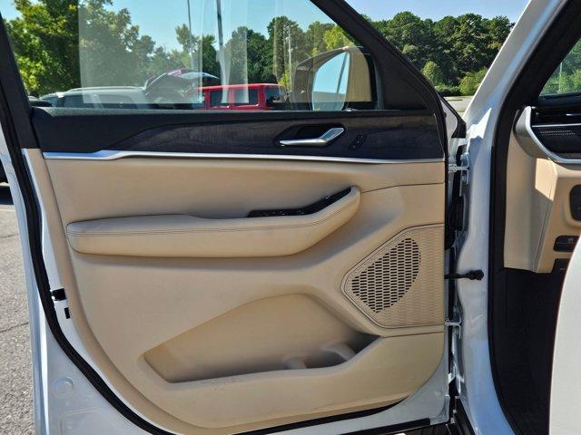 new 2025 Jeep Grand Cherokee car, priced at $50,320