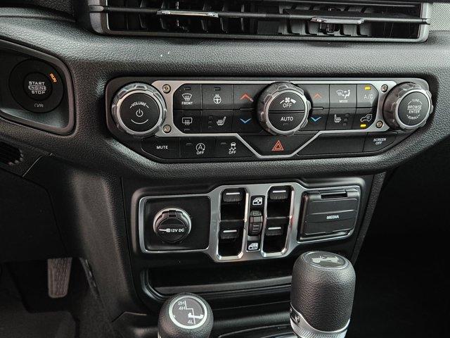 new 2025 Jeep Wrangler car, priced at $48,281
