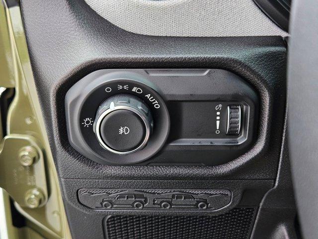 new 2025 Jeep Wrangler car, priced at $48,281
