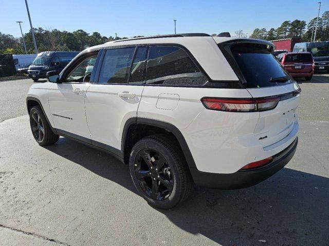 used 2024 Jeep Grand Cherokee car, priced at $55,014