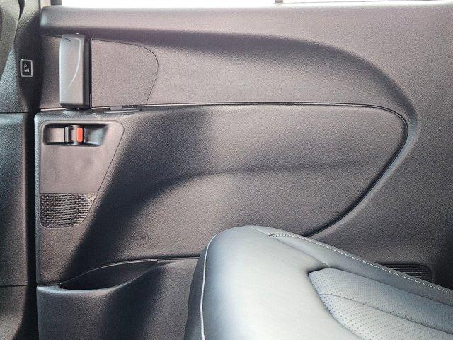new 2025 Chrysler Pacifica car, priced at $43,647