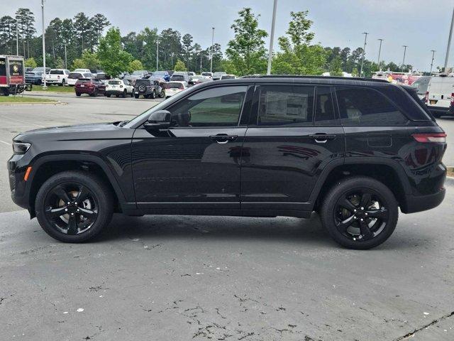 new 2024 Jeep Grand Cherokee car, priced at $46,969