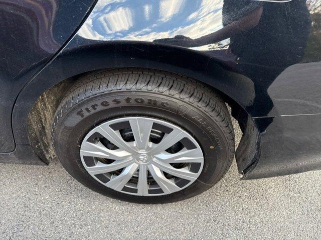 used 2020 Toyota Camry Hybrid car, priced at $18,995