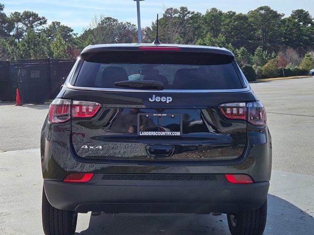 new 2025 Jeep Compass car, priced at $29,384