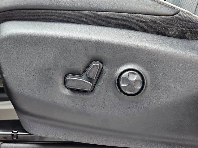 used 2023 Chrysler Pacifica car, priced at $28,500