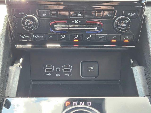 used 2025 Jeep Grand Cherokee L car, priced at $39,500