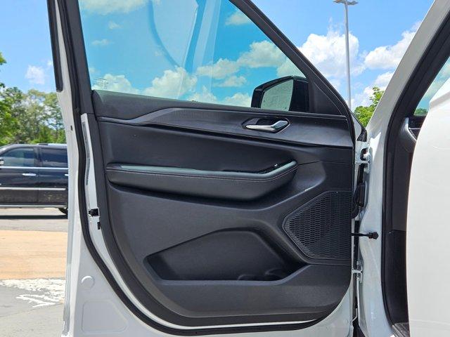 used 2025 Jeep Grand Cherokee L car, priced at $39,500