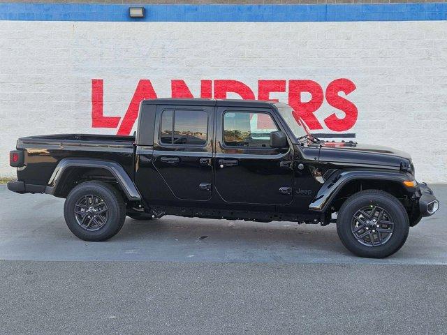 new 2024 Jeep Gladiator car, priced at $42,271