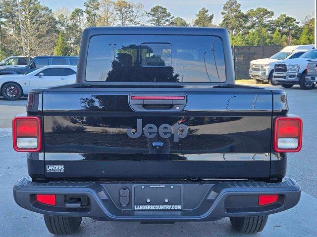 new 2024 Jeep Gladiator car, priced at $42,271