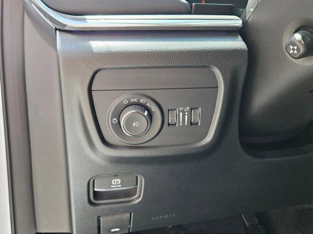 new 2025 Jeep Grand Cherokee L car, priced at $62,037