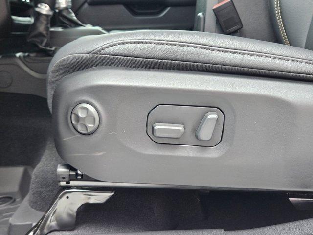 new 2025 Jeep Gladiator car, priced at $43,310