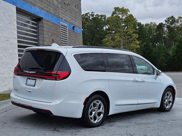 used 2022 Chrysler Pacifica car, priced at $27,995