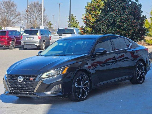 used 2023 Nissan Altima car, priced at $24,250