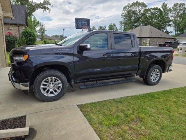 used 2023 Chevrolet Silverado 1500 car, priced at $38,995