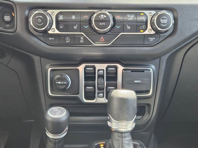 new 2025 Jeep Wrangler car, priced at $46,650