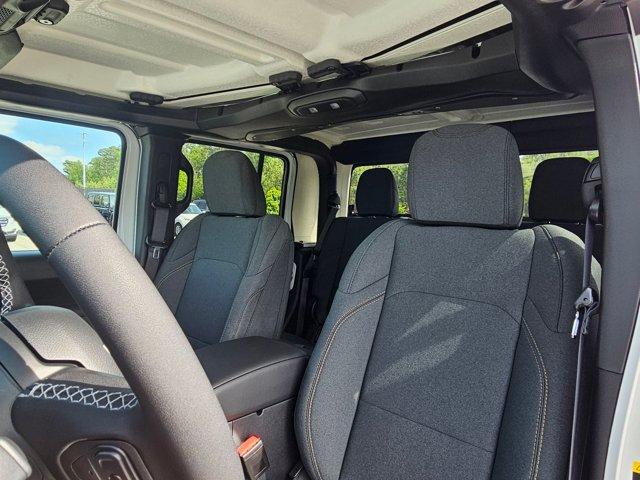 new 2025 Jeep Gladiator car, priced at $41,941