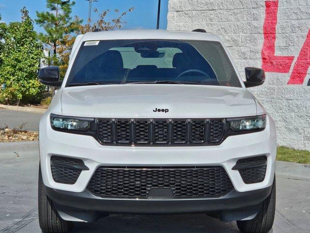 new 2025 Jeep Grand Cherokee car, priced at $44,380