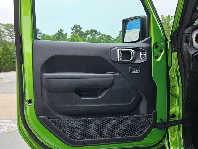 new 2025 Jeep Wrangler car, priced at $48,281