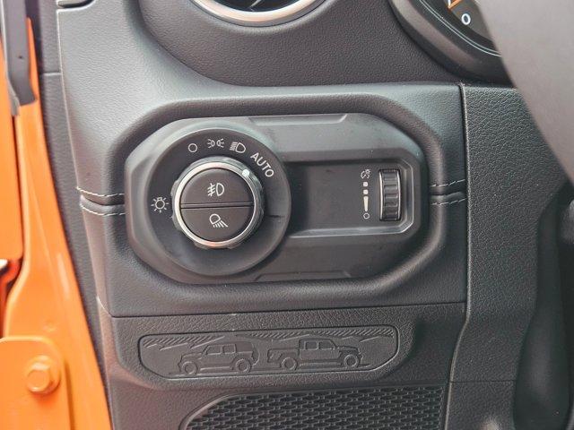 new 2025 Jeep Gladiator car, priced at $44,116