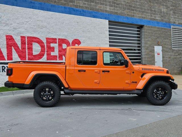 new 2025 Jeep Gladiator car, priced at $44,116